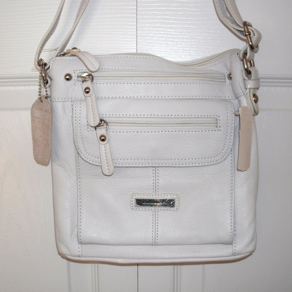 Croft & Barrow White Leather Handbag/Purse, New!